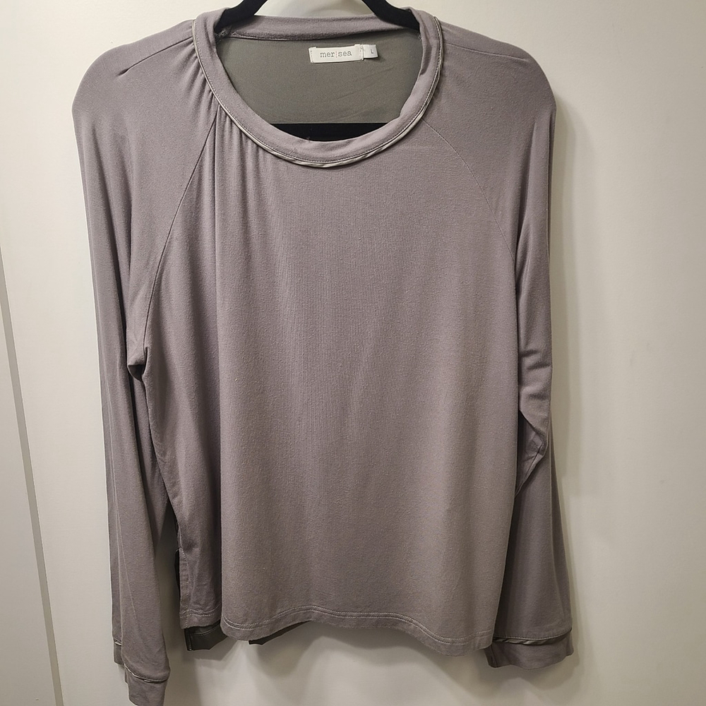 MerSea Satin Back Long Sleeve Top Gray Silver Womens large Crewneck Shirt